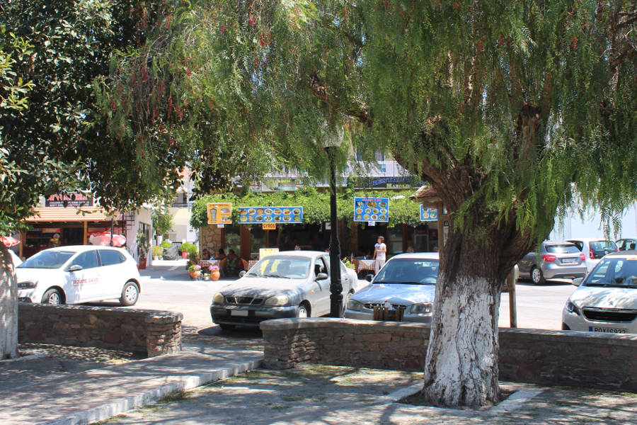 Apolakkia village square